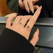 Bague sertie de cristaux en saphir en acier inoxydable